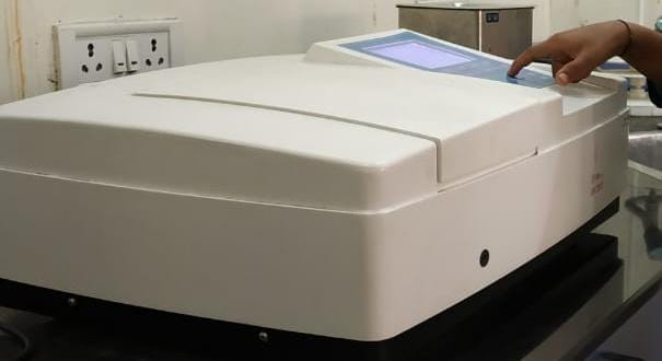 Ultra Violet-Visible Spectrophotometer